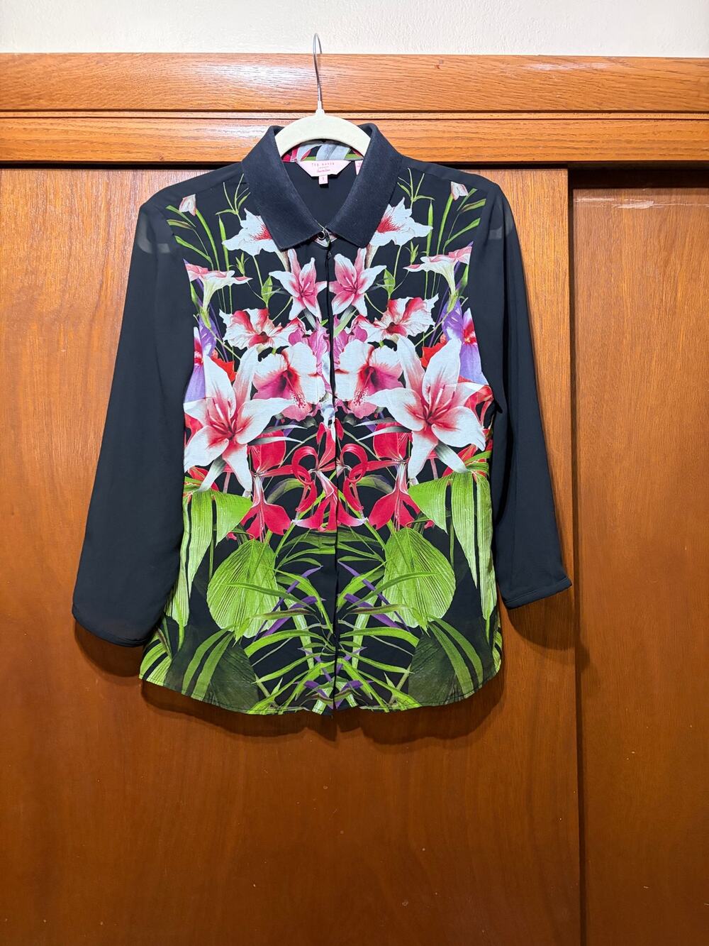 Ted Baker London Women's 1 Floral Blouse Black Button Front Long Sleeve XS S 4